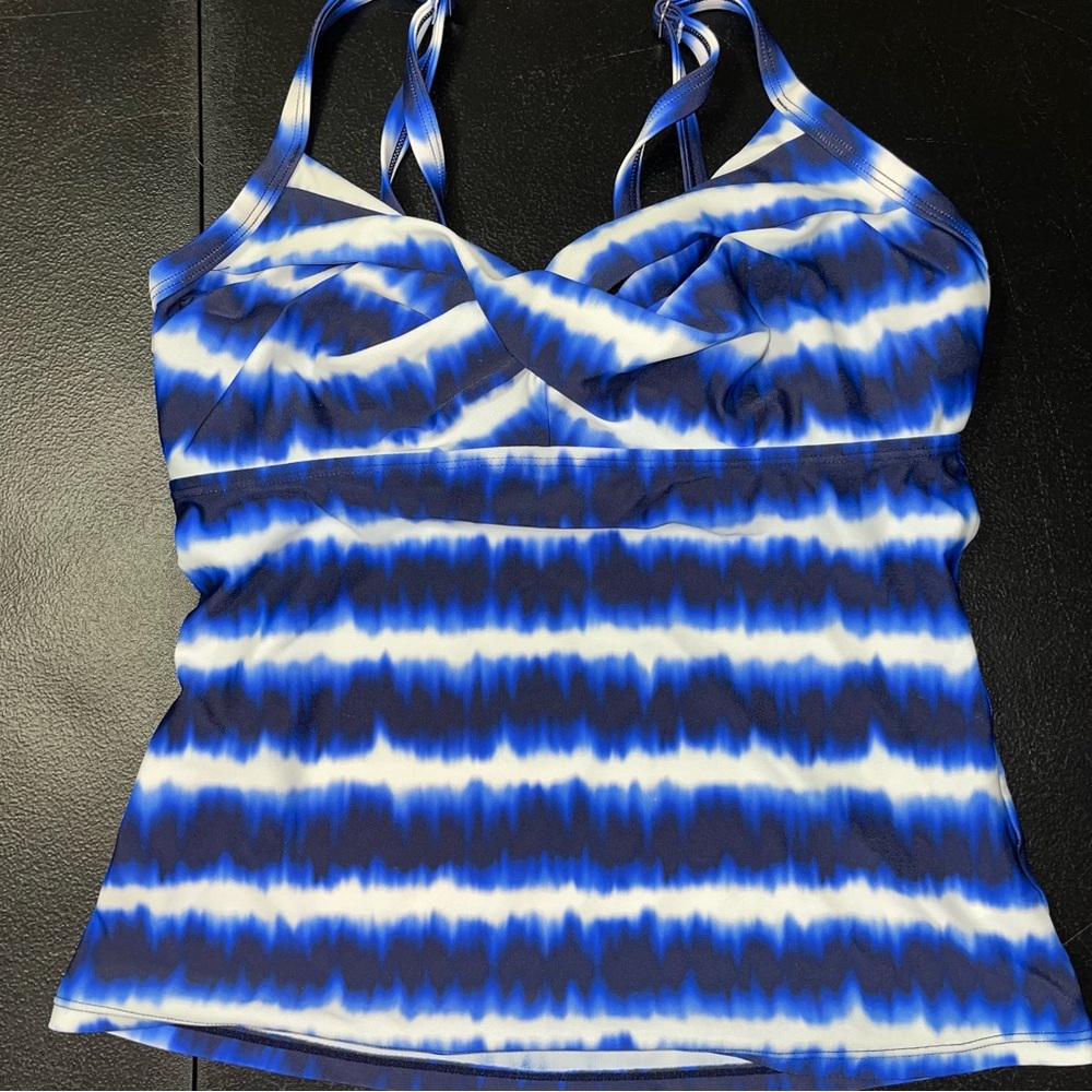 Athleta blue and white striped tankini top